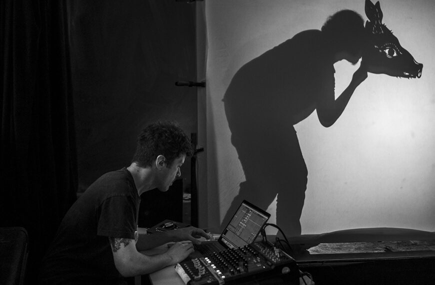 Musik, Bewegung und Schattenpuppen